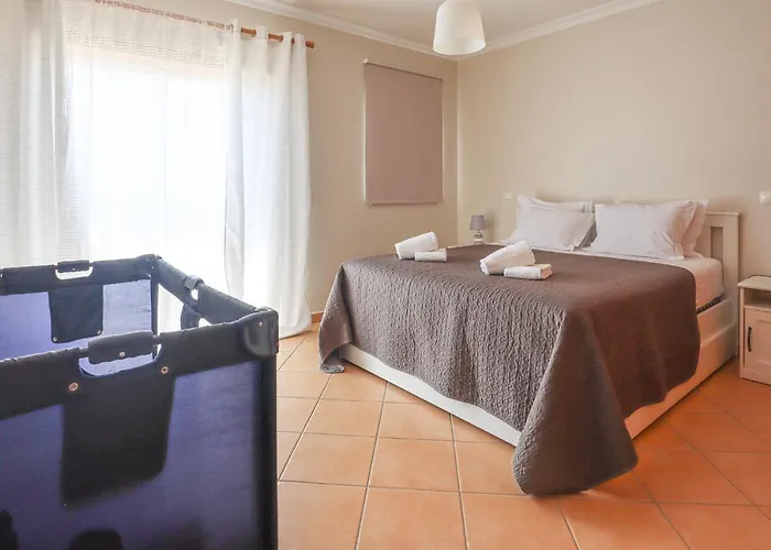 Algarve - Piscina - By Bedzy 阿尔布费拉